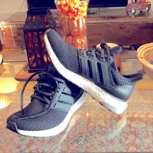 NEW Women’s Adidas Ultra Boost 6.5 ONLY WORN ONCE